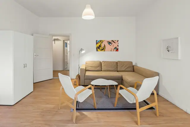 Photo 1 of 16: Quiet 2-room apartment by the garden courtyard