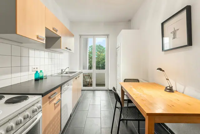 Photo 4 of 16: Quiet 2-room apartment by the garden courtyard