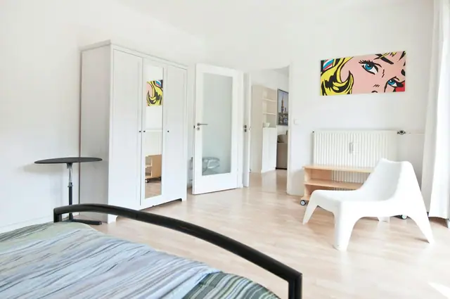 Photo 4 of 19: 3-room apartment in Mitte near Alexanderplatz