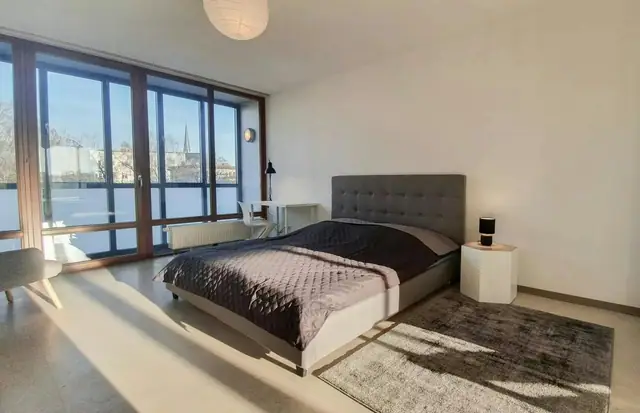 Photo 5 of 17: Apartment with lake-view balcony on Rummelsburger See