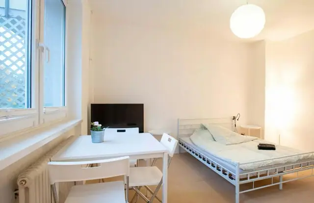 Photo 1 of 22: Freshly renovated 2-room apartment with shower room