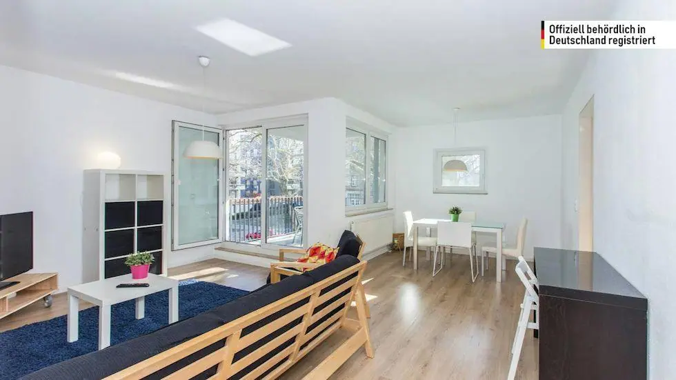 Foto 1 de 20: Apartamento de 3 habitaciones con balcón grande en la península de Stralau